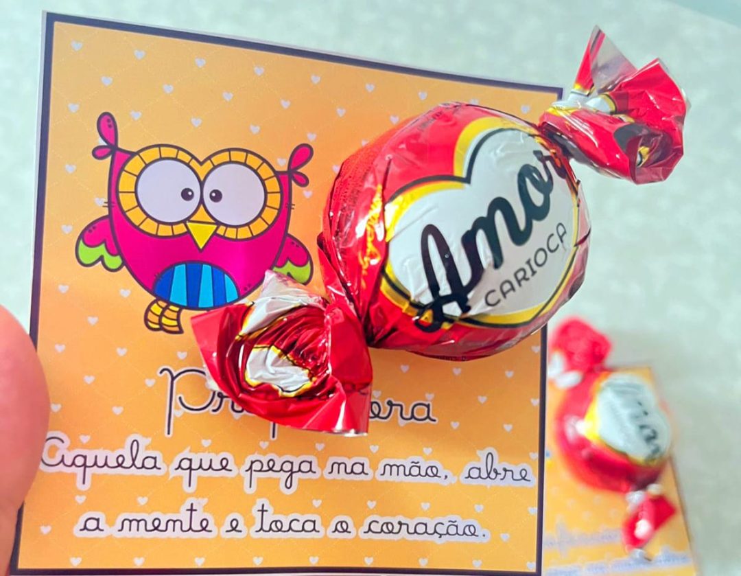 LEMBRANCINHAS PROFES 🦉🌟🧡