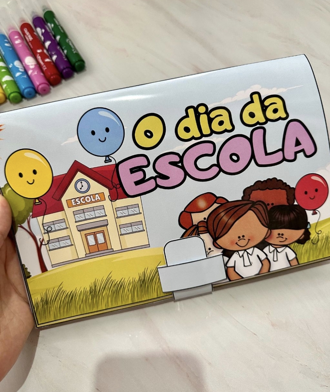 LIVRO EM 3D: DIA DA ESCOLA
