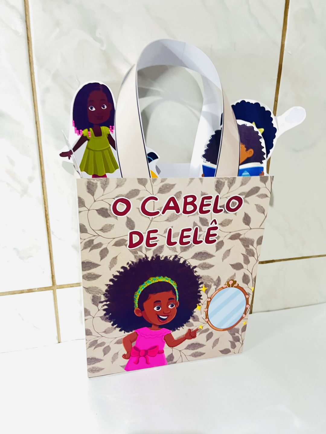 SACOLA TEATRAL: O CABELO DA LELÊ