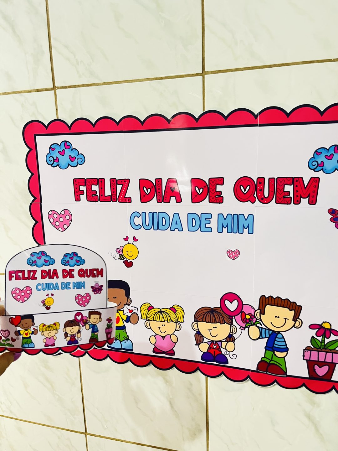 PAINEL + VISEIRA / COROA: FELIZ DIA DE QUEM CUIDA DE MIM!