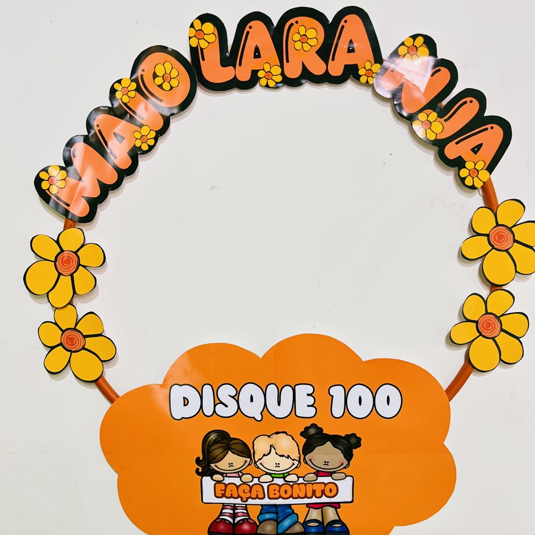 MOLDURA PARA FOTO / BAMBOLÊ: MAIO LARANJA