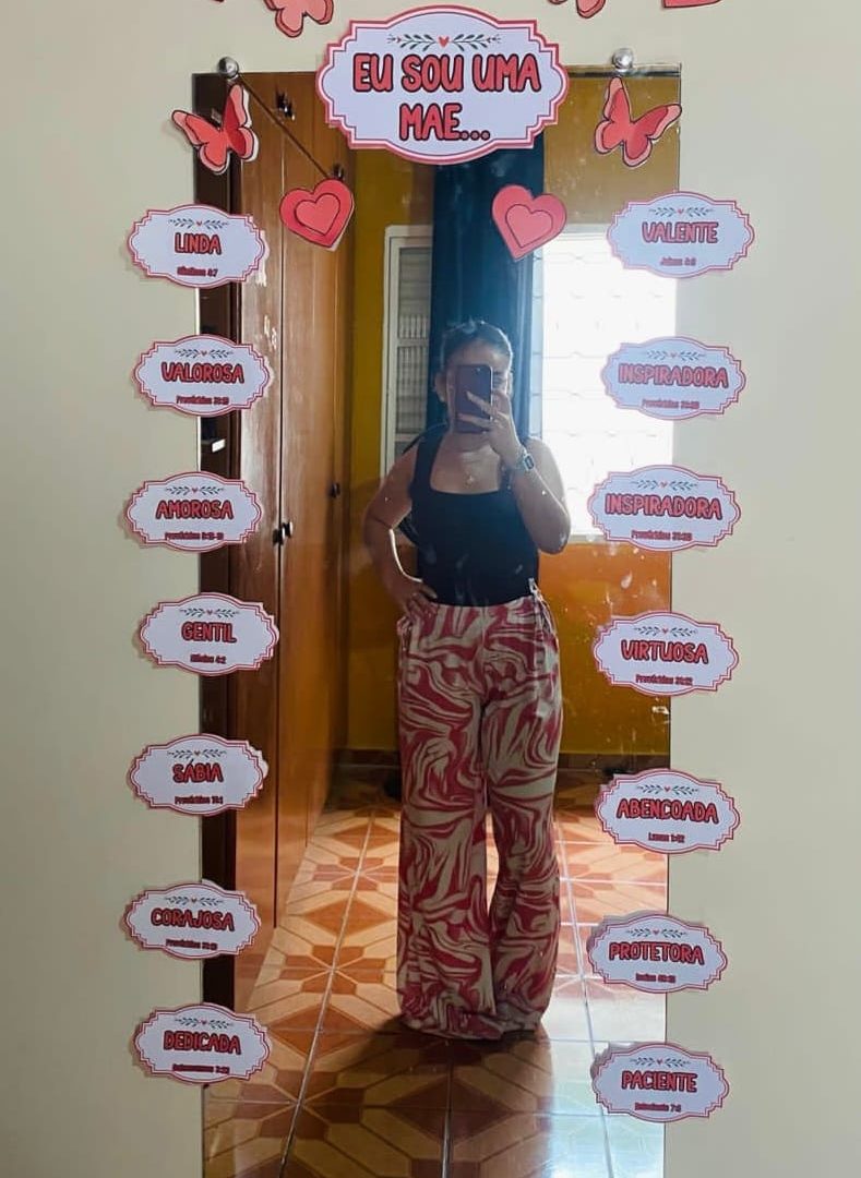 PAINEL / DECORAÇÃO: ESPELHO DAS AFIRMAÇÕES BÍBLICAS PARA O DIA DAS MÃES