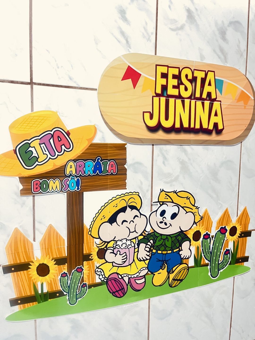 PAINEL / DECORAÇÃO: FESTA JUNINA - TURMA DA MÔNICA