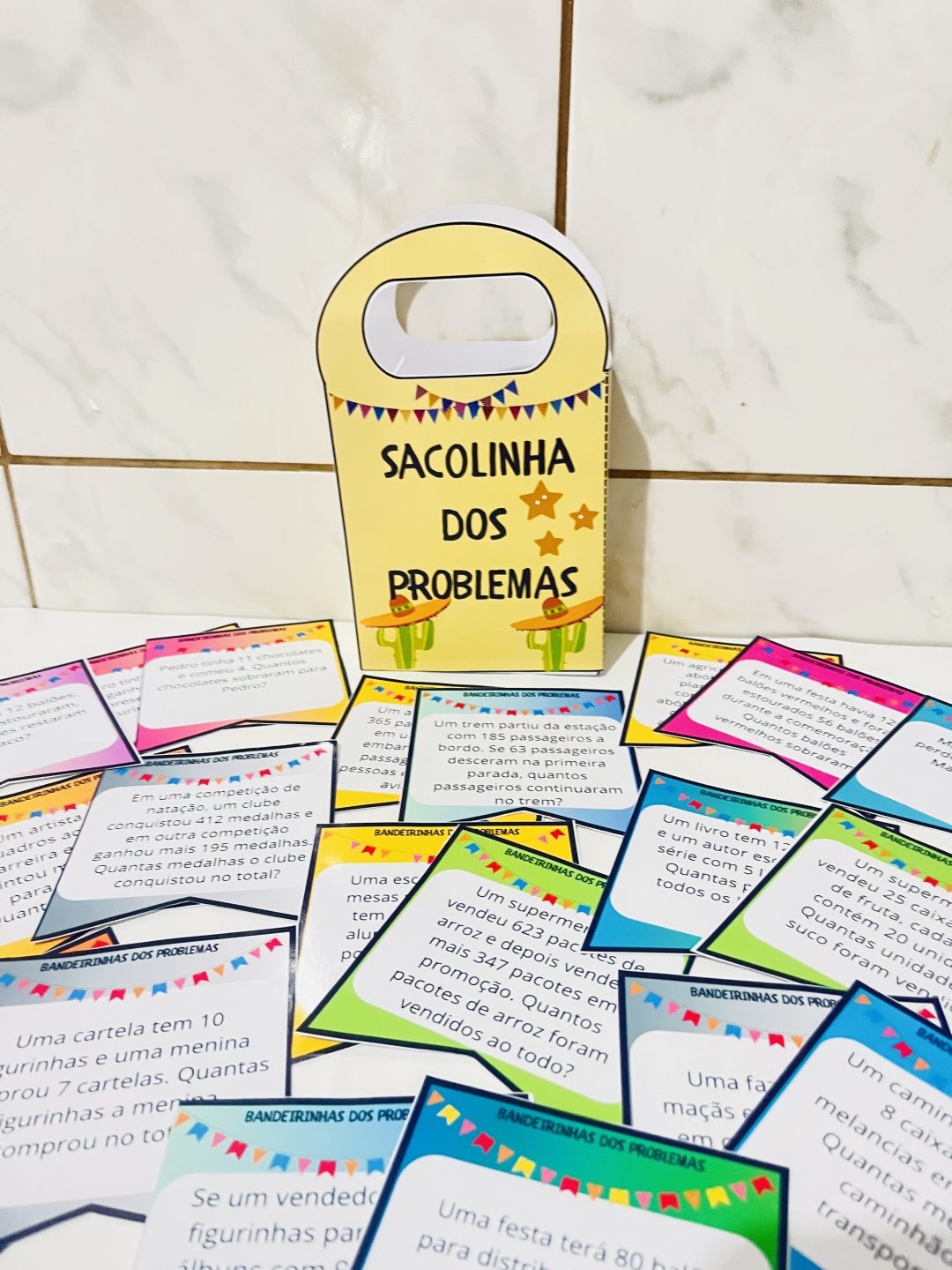 SACOLA MATEMÁTICA / ATIVIDADE JUNINA: BANDEIRINHA DOS PROBLEMAS 4º e 5º anos