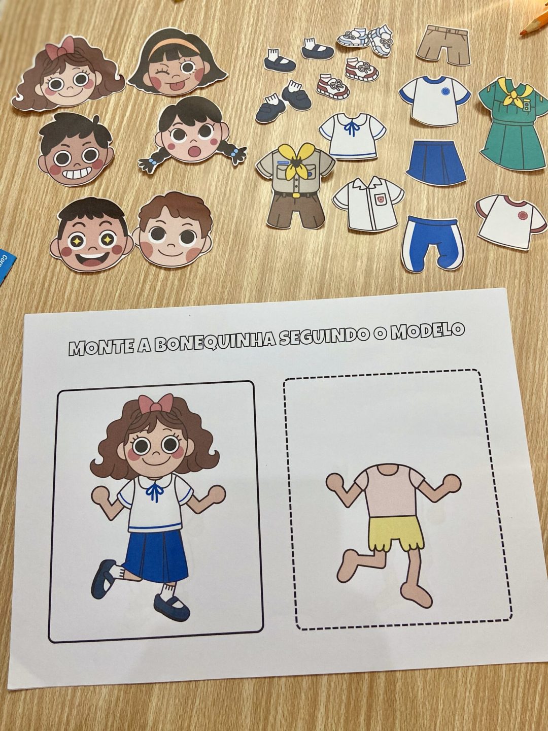 PAPER DOLL: MONTANDO BONEQUINHOS / MONTANDO BONEQUINHAS - Imagem 2