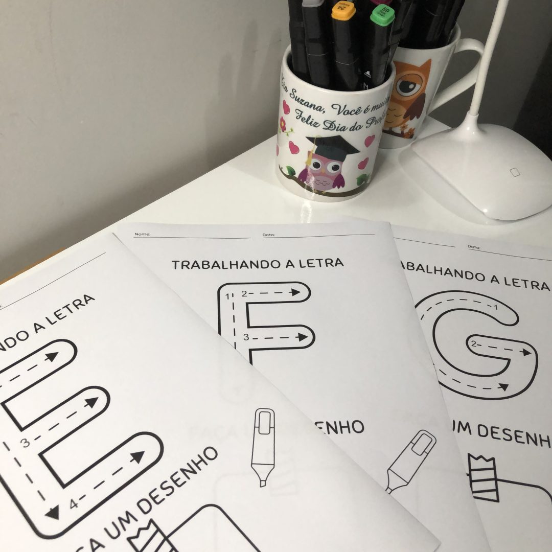 TRABALHANDO AS LETRAS DO ALFABETO