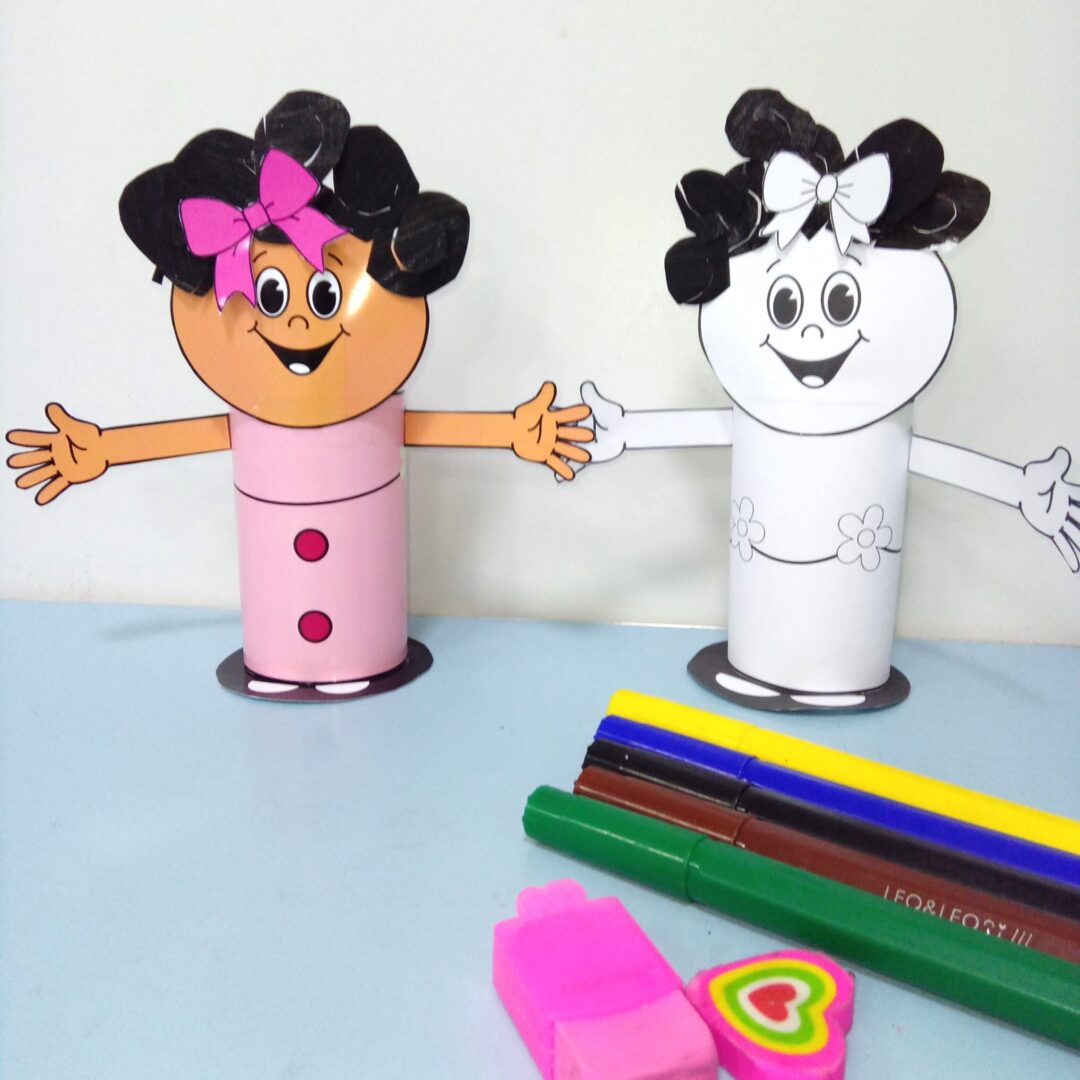 CONSCIÊNCIA NEGRA: BONECA EM 3D "MENINA BONITA DO LAÇO DE FTA"