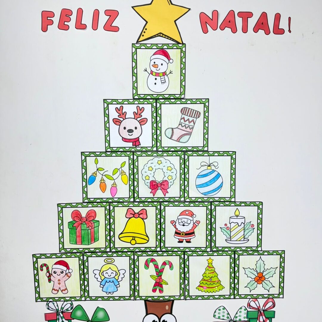 ÁRVORE DE NATAL COLETIVA