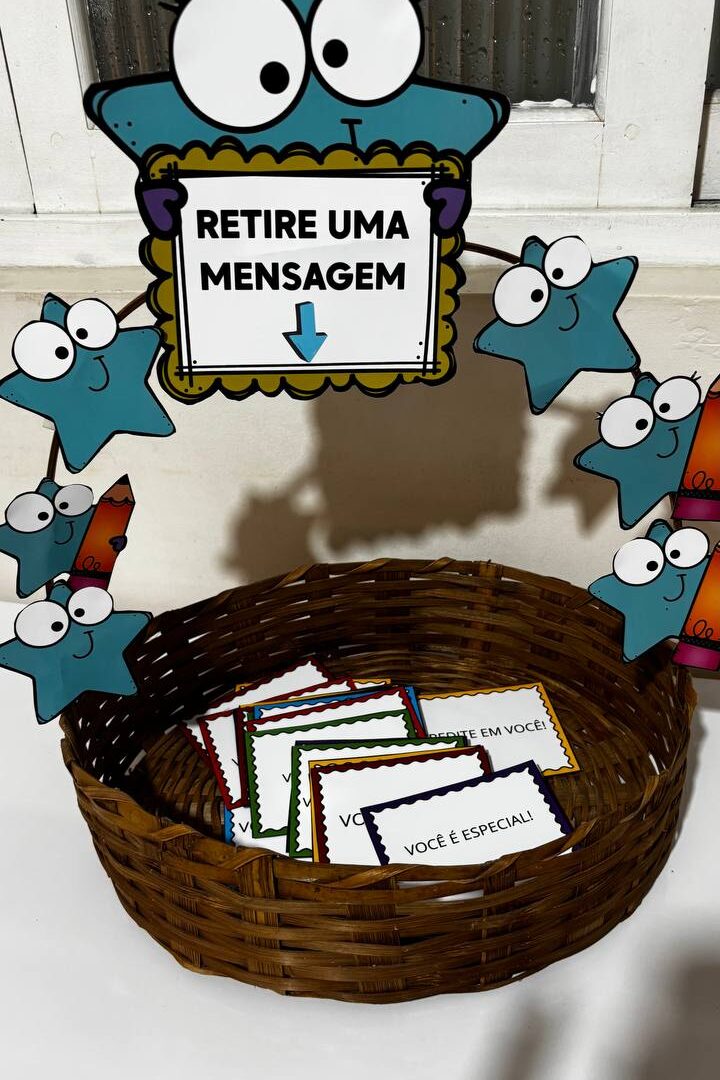 DINÂMICA VOLTA ÀS AULAS: “RETIRE UMA MENSAGEM”