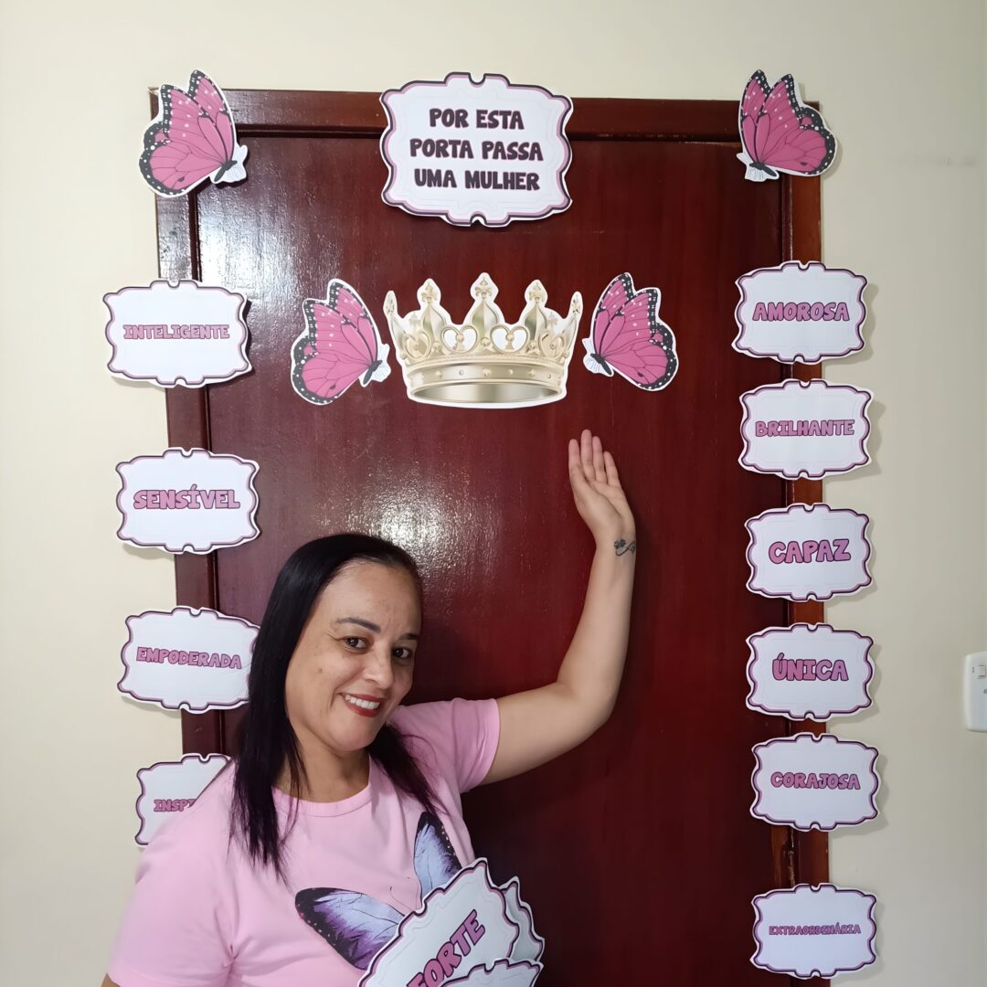 DECORAÇÃO DE PORTA : AFIRMAÇÕES DIA DAS MULHERES